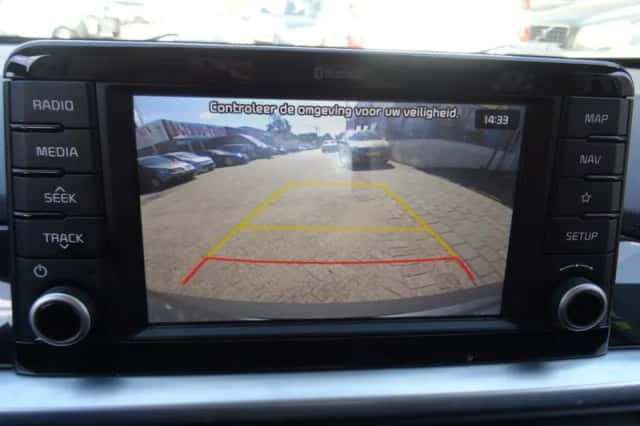 Kia Picanto (2019) thumbnail 6
