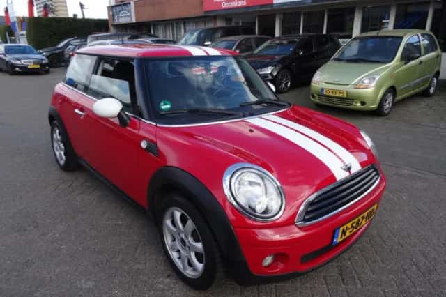 MINI One (2010) thumbnail 1