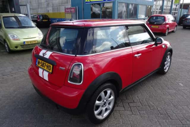 MINI One (2010) thumbnail 5