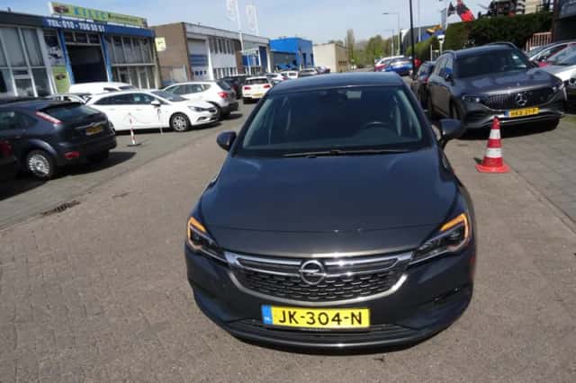 Opel Astra (2016) thumbnail 6
