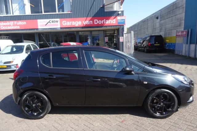 Opel Corsa (2015) thumbnail 2