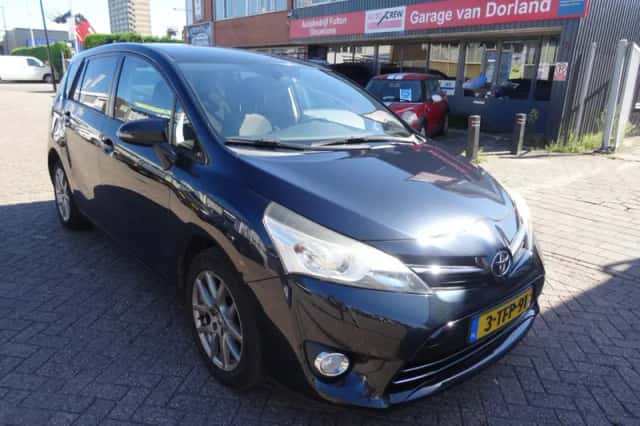 Toyota Verso (2014) thumbnail 1