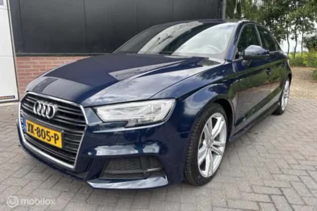 Audi A3 (2019) thumbnail 2
