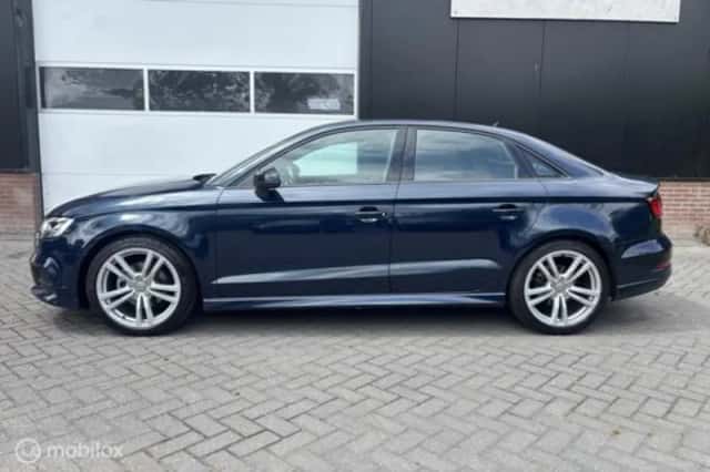 Audi A3 (2019) thumbnail 5
