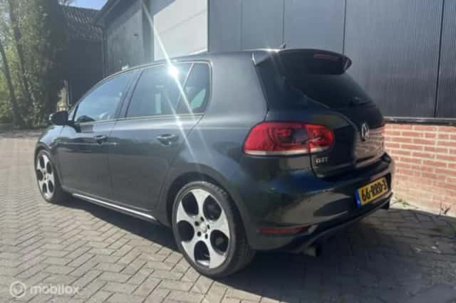 Volkswagen Golf (2011) thumbnail 6