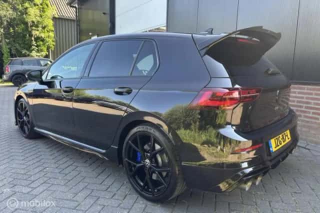 Volkswagen Golf (2022) thumbnail 6