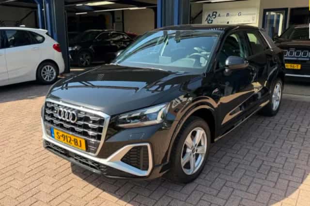 Audi Q2 (2021) thumbnail 1