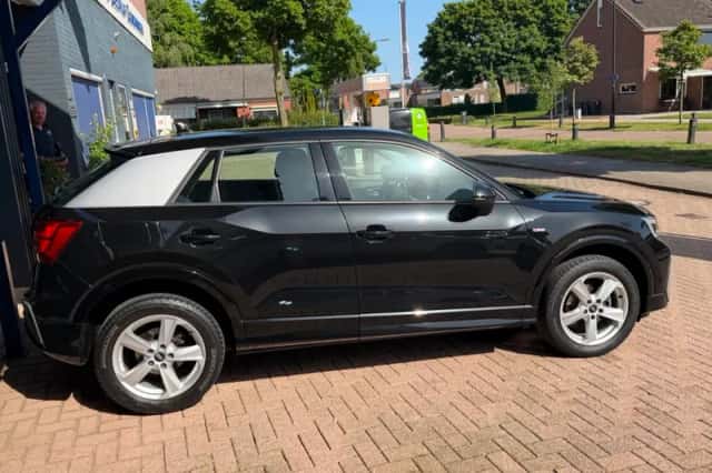 Audi Q2 (2021) thumbnail 6