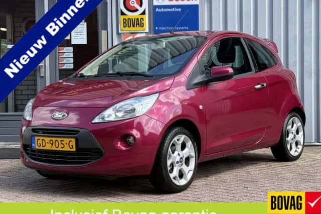 Ford Ka (2015) thumbnail 2