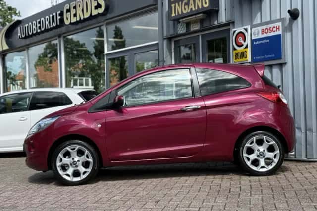 Ford Ka (2015) thumbnail 3