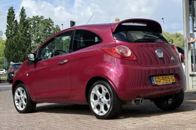 Ford Ka (2015) thumbnail 4