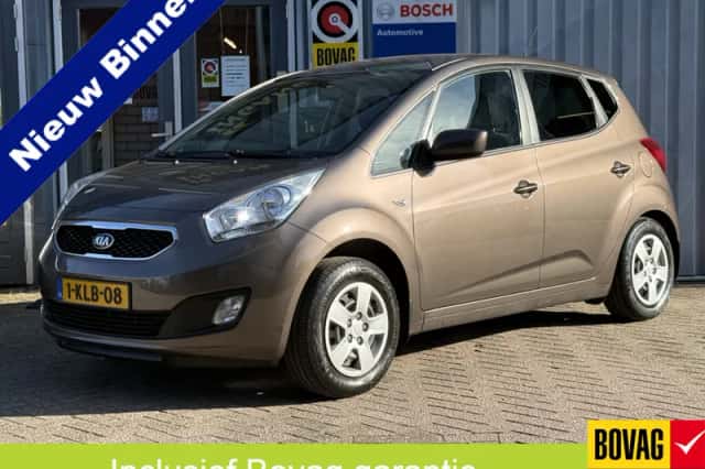 Kia Venga (2013) thumbnail 2