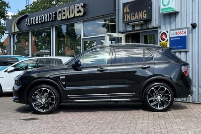 Lynk & Co 01 (2022) thumbnail 3