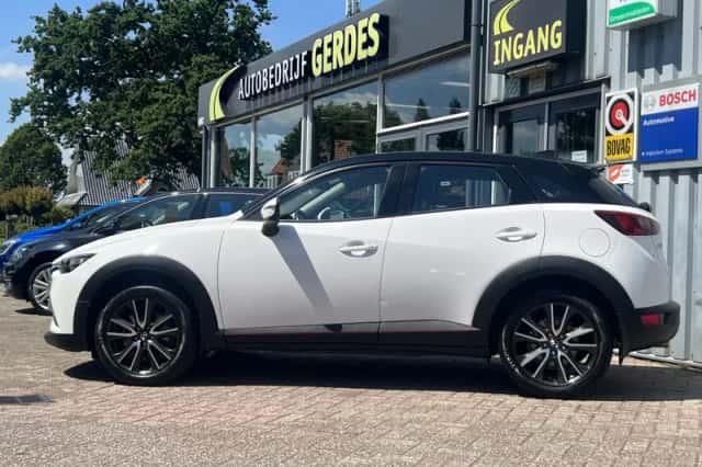 Mazda CX-3 (2016) thumbnail 3