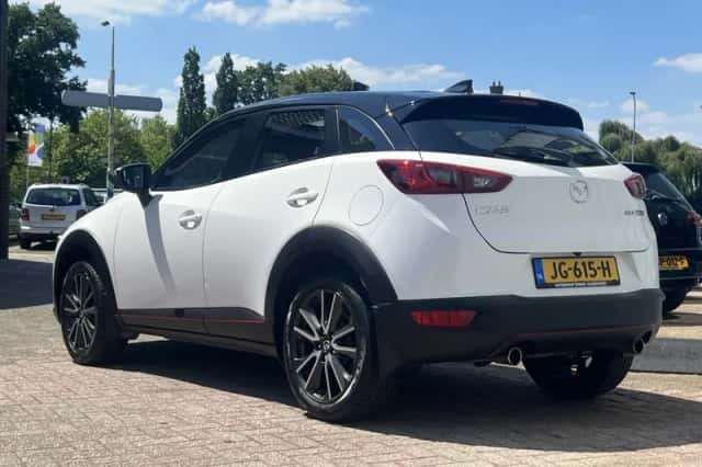 Mazda CX-3 (2016) thumbnail 4