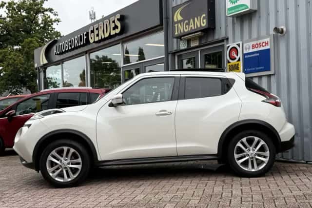 Nissan Juke (2016) thumbnail 3