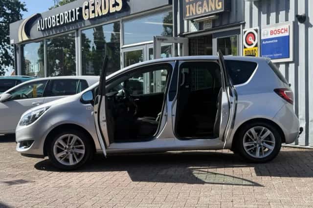 Opel Meriva (2016) thumbnail 4