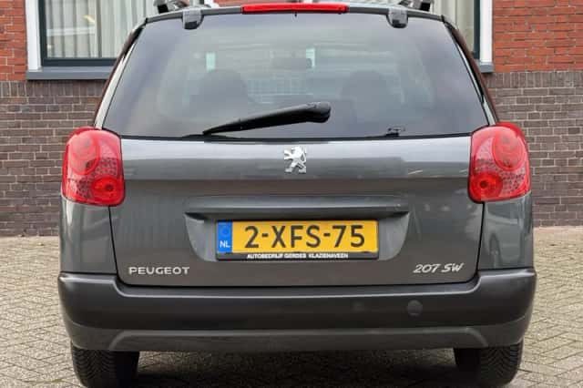Peugeot 207 (2008) thumbnail 5