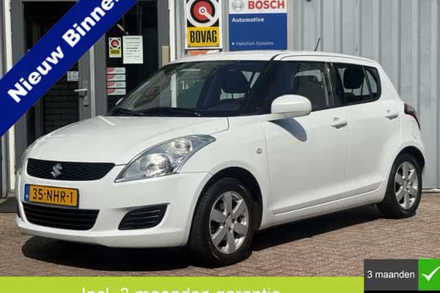 Suzuki Swift (2010) thumbnail 1
