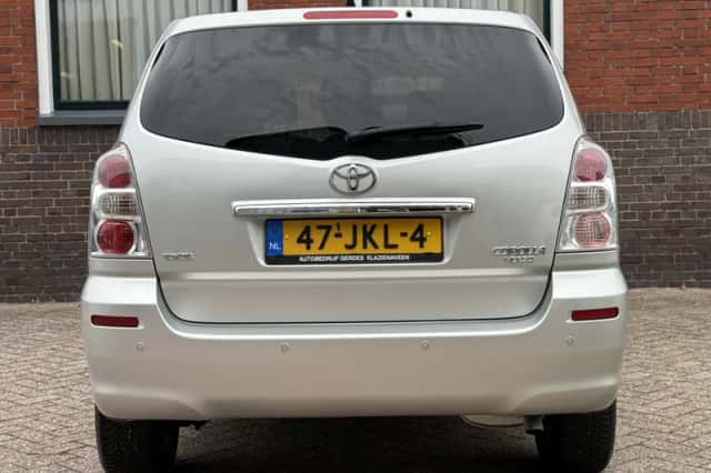 Toyota Verso (2009) thumbnail 5