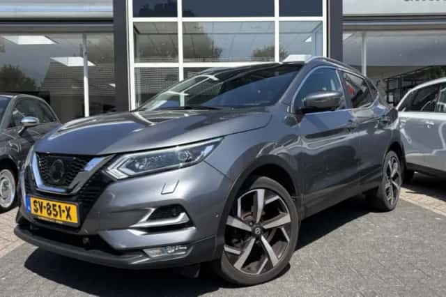 Nissan Qashqai (2017) thumbnail 1