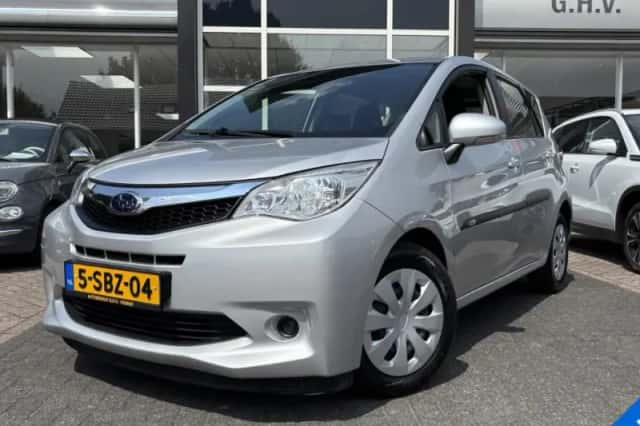 Subaru Trezia (2013) thumbnail 1