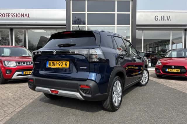 Suzuki S-Cross (2026) thumbnail 3