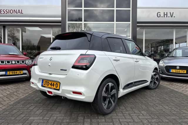 Suzuki Swift (2026) thumbnail 3