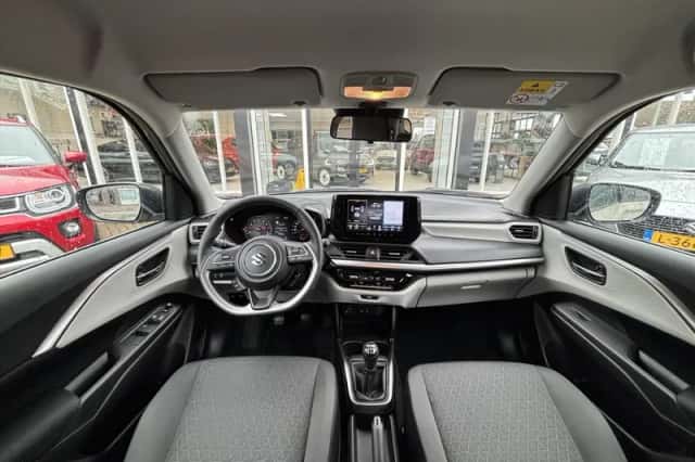 Suzuki Swift (2026) thumbnail 4