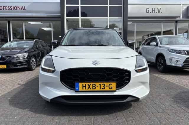 Suzuki Swift (2025) thumbnail 6