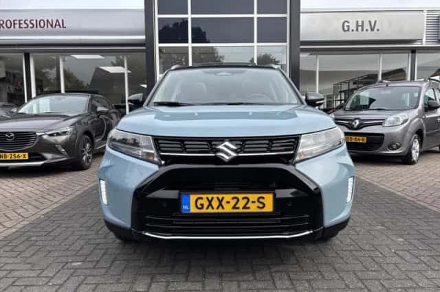 Suzuki Vitara (2024) thumbnail 6