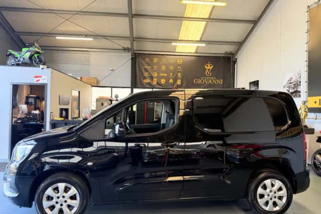 Opel Combo (2022) thumbnail 5