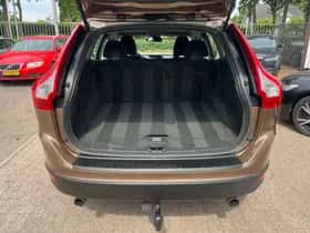 Volvo XC60 thumbnail 16