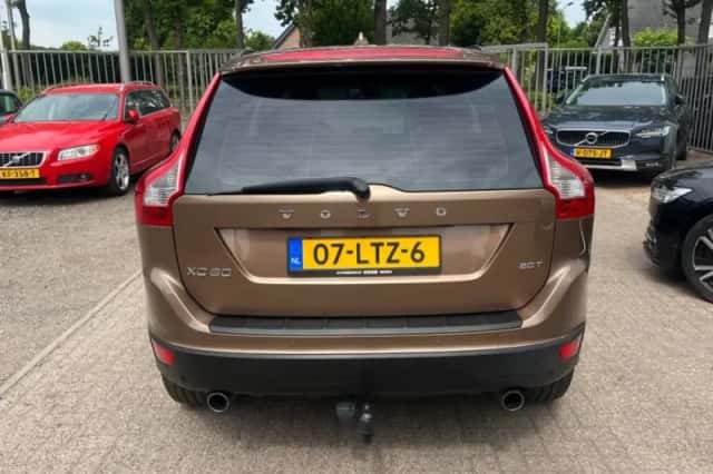 Volvo XC60 (2010) thumbnail 5