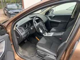Volvo XC60 thumbnail 7
