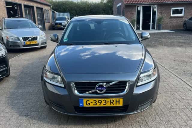Volvo V50 (2011) thumbnail 3