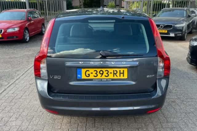 Volvo V50 (2011) thumbnail 5