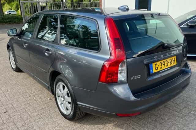 Volvo V50 (2011) thumbnail 6