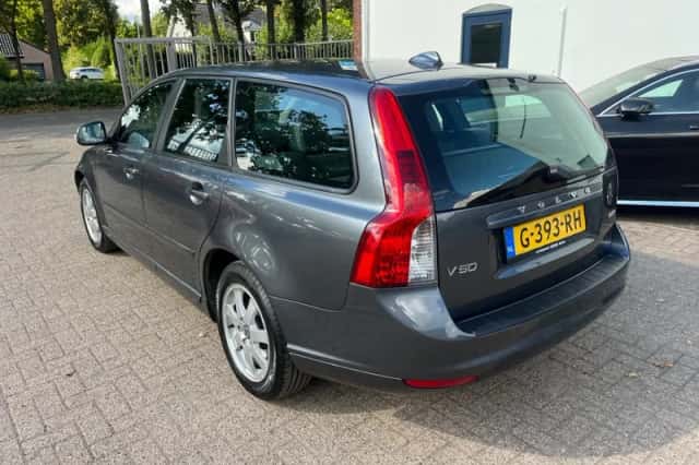 Volvo V50 (2011) thumbnail 6