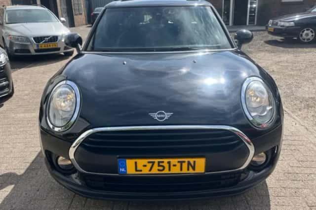 MINI Clubman (2018) thumbnail 3