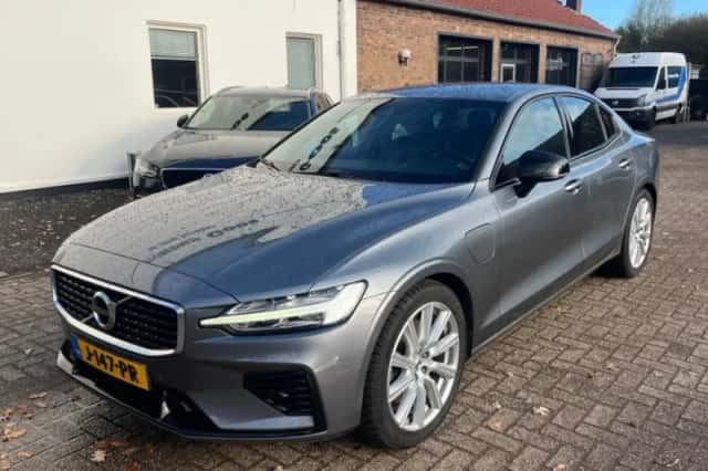 Volvo S60 (2020) thumbnail 1