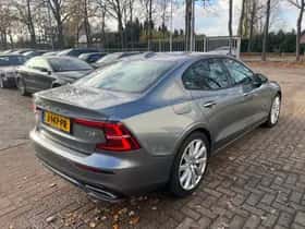 Volvo S60 (2020) thumbnail 4