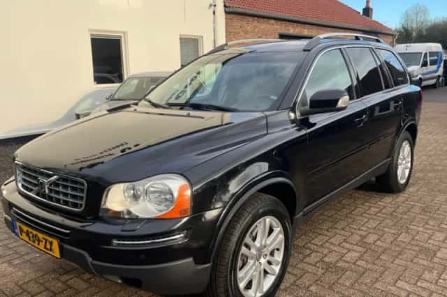 Volvo XC90 (2007) thumbnail 1