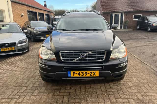 Volvo XC90 (2007) thumbnail 3