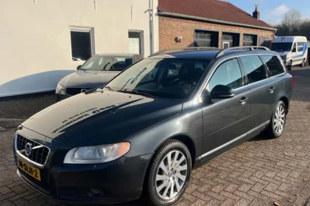 Volvo V70 (2011) thumbnail 1