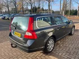 Volvo V70 thumbnail 4