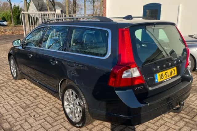 Volvo V70 (2011) thumbnail 6