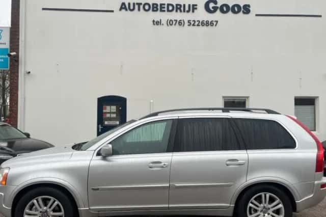 Volvo XC90 (2006) thumbnail 2