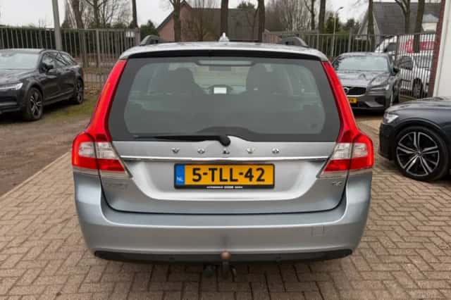 Volvo V70 (2014) thumbnail 5