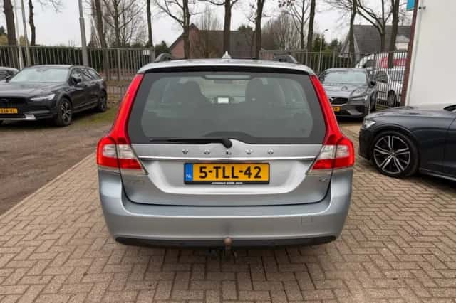 Volvo V70 (2014) thumbnail 5